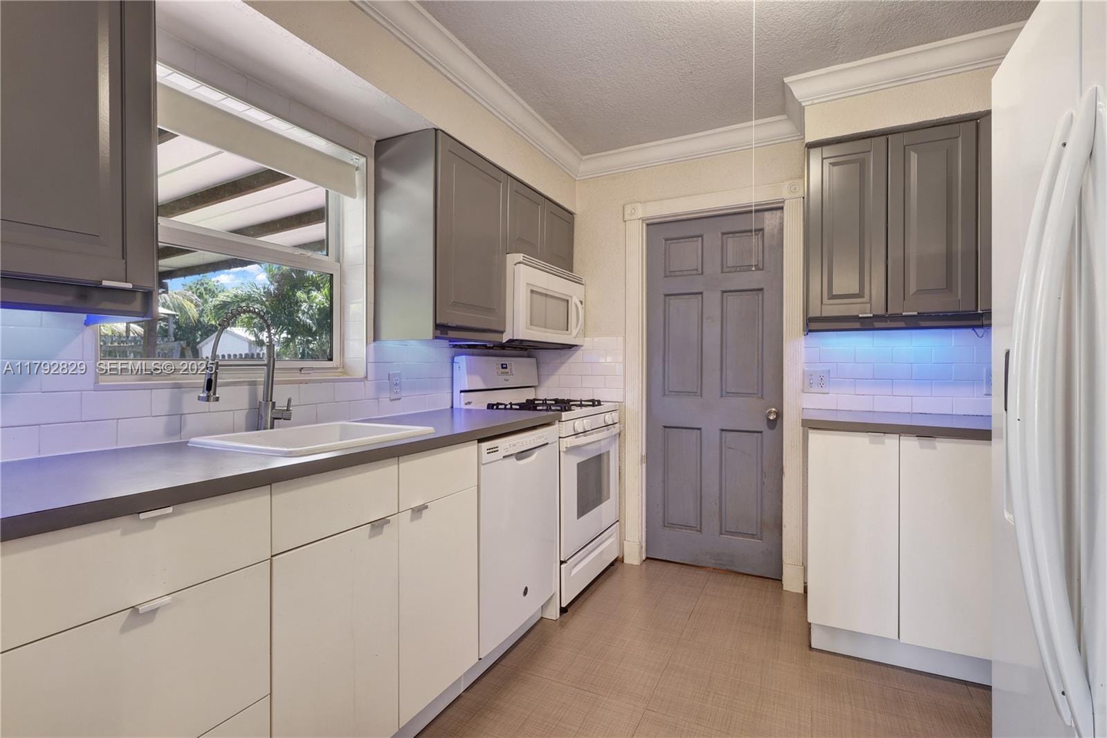 11450 NW 45th Place, Sunrise, FL 33323 photo 7