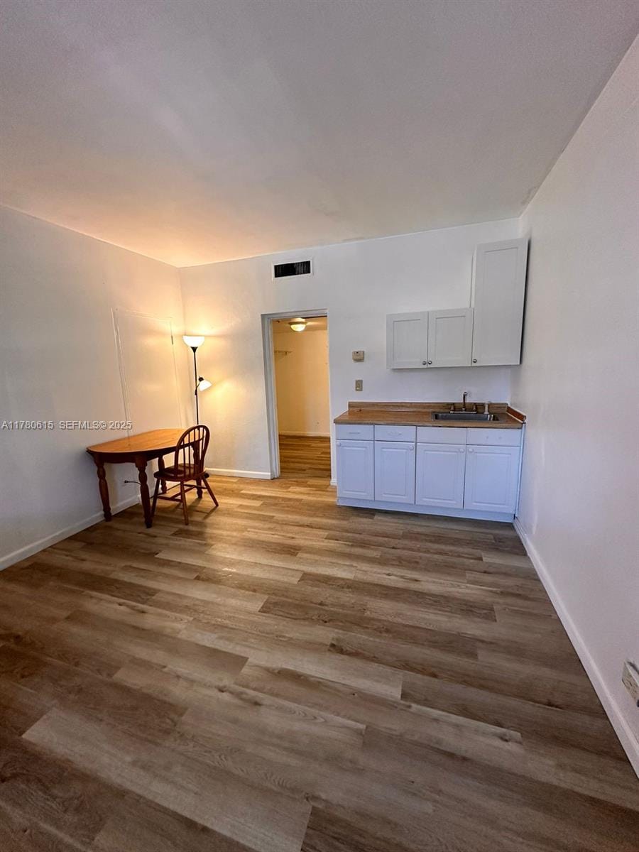 26 Diplomat Parkway 2259 — photo 10