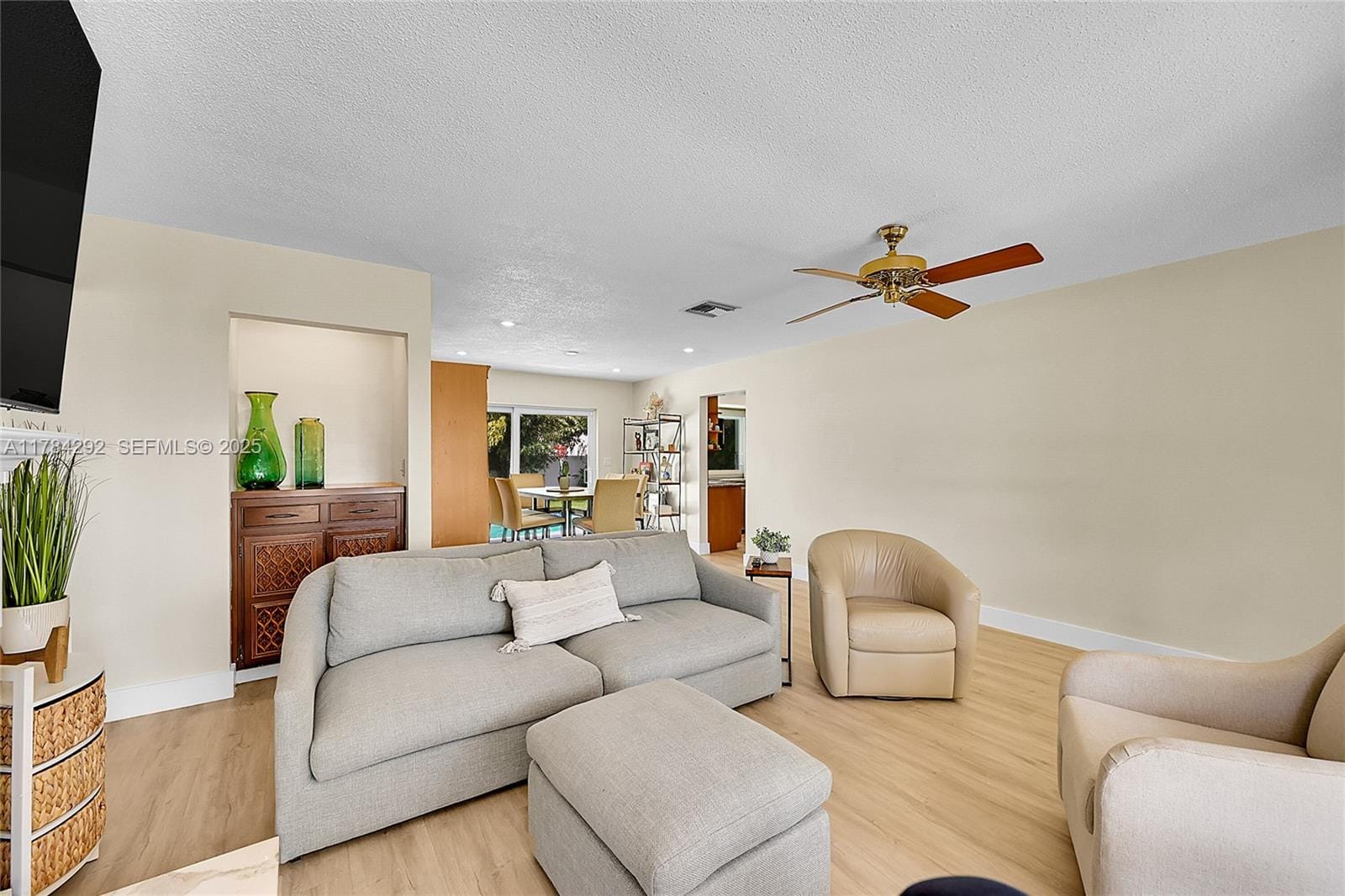 2133 NE 63rd Court — photo 8