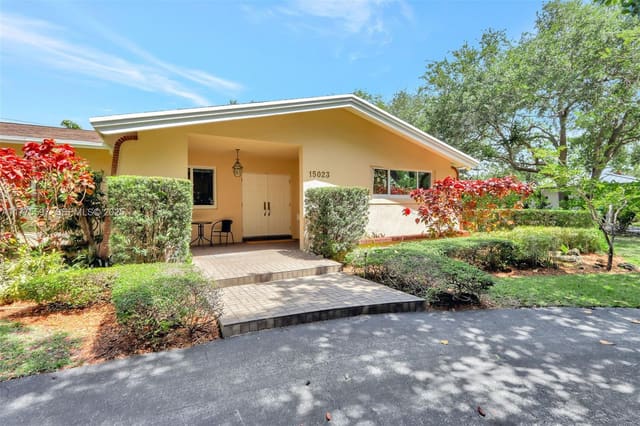 15023 SW 74th Place, sold in Alan Grove Estates, Palmetto Bay, FL
