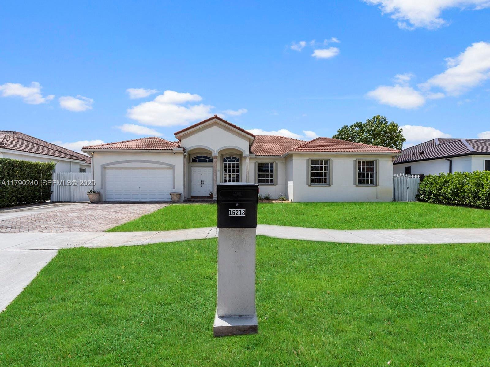 16218 SW 48th Terrace, Miami, FL 33185 photo 2