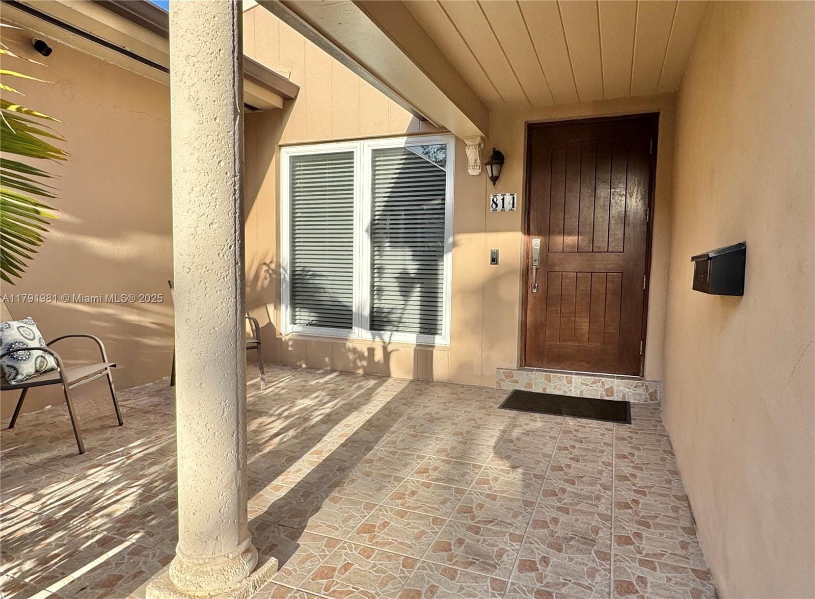 814 Capri Street, Coral Gables, FL 33134 photo 2