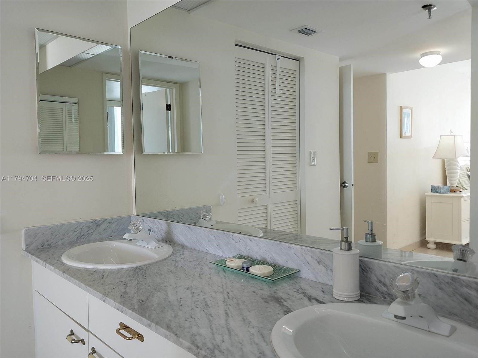 9341 Collins Avenue 1102, Surfside, FL 33154 photo 18