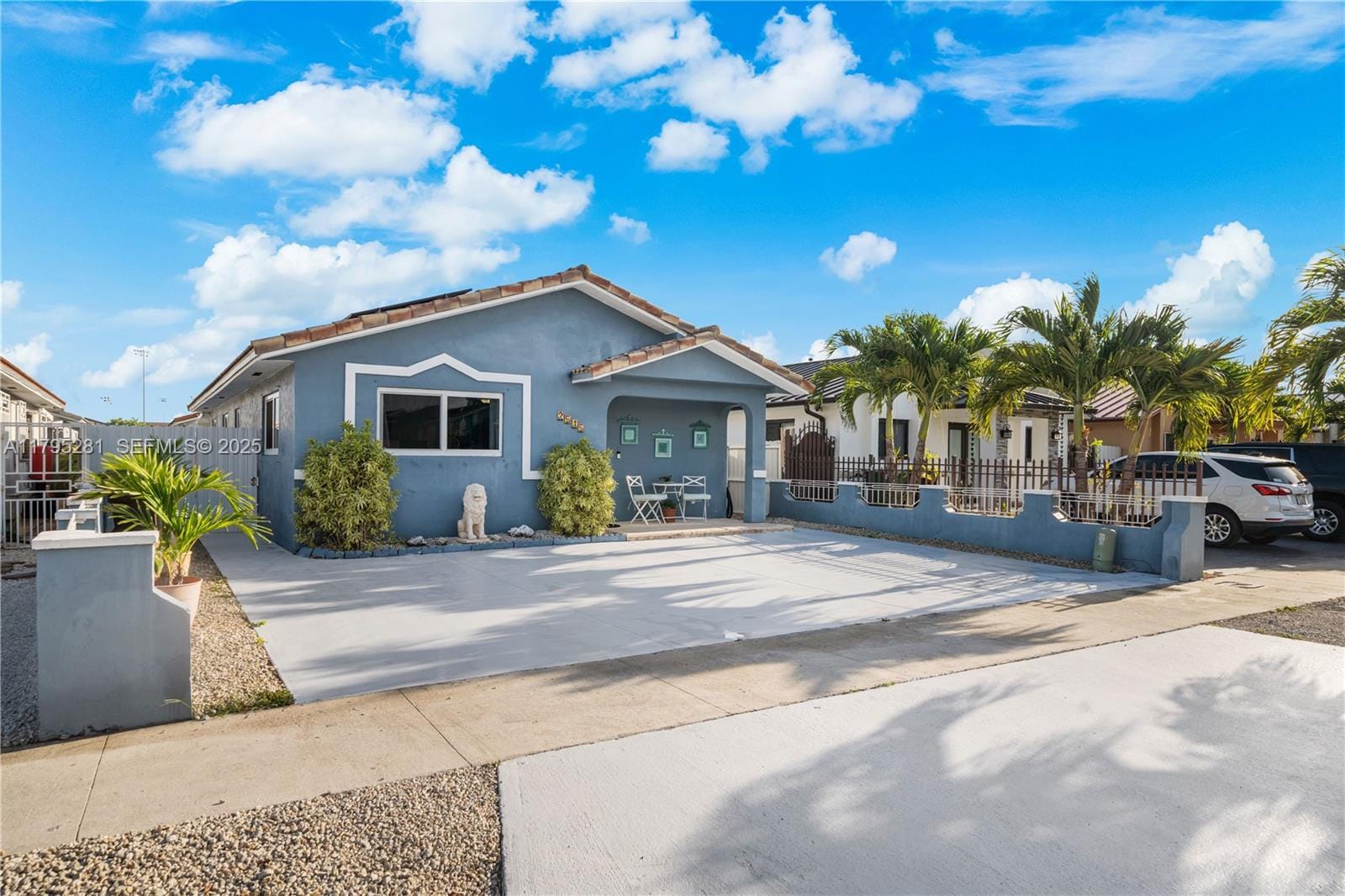 2545 W 72nd Street, Hialeah, FL 33016