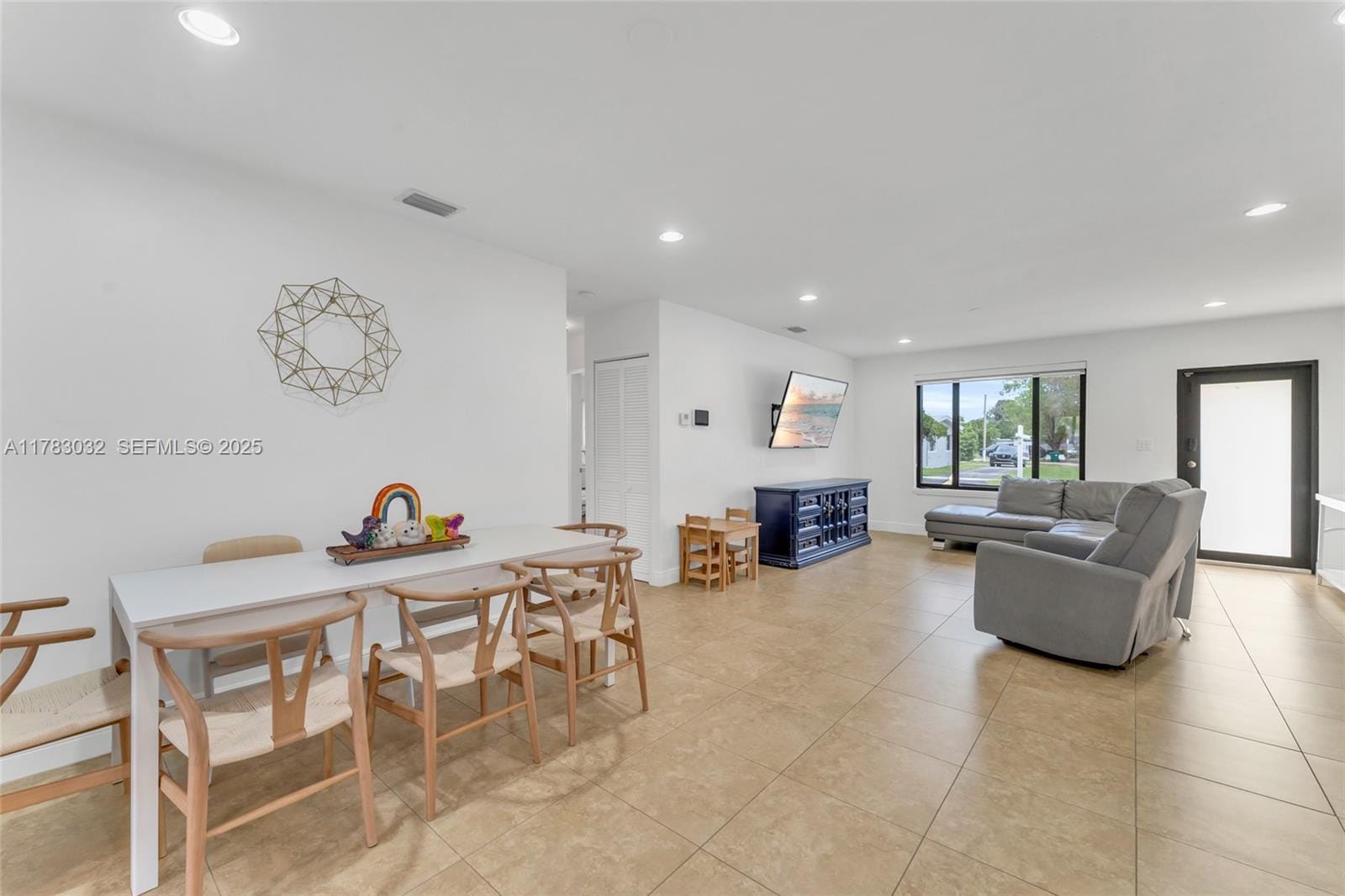 9365 Nassau Drive, Cutler Bay, FL 33189 photo 11