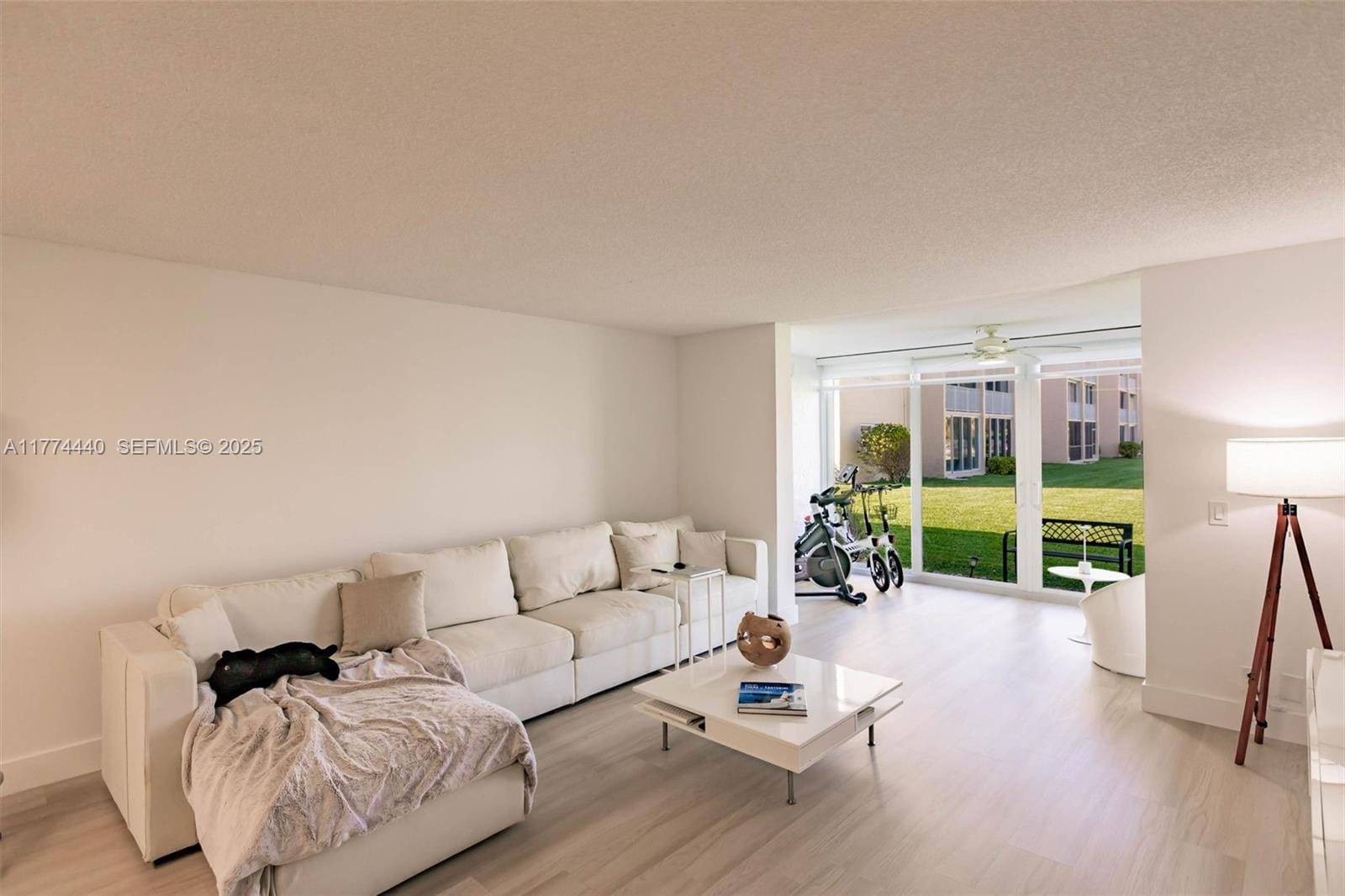 201 SE 11th Terrace 104 — photo 9