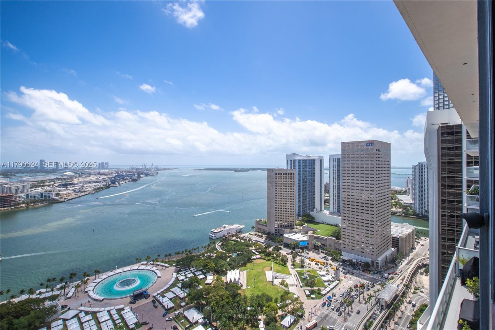 50 Biscayne Boulevard 4004, Miami, FL 33132 photo 22