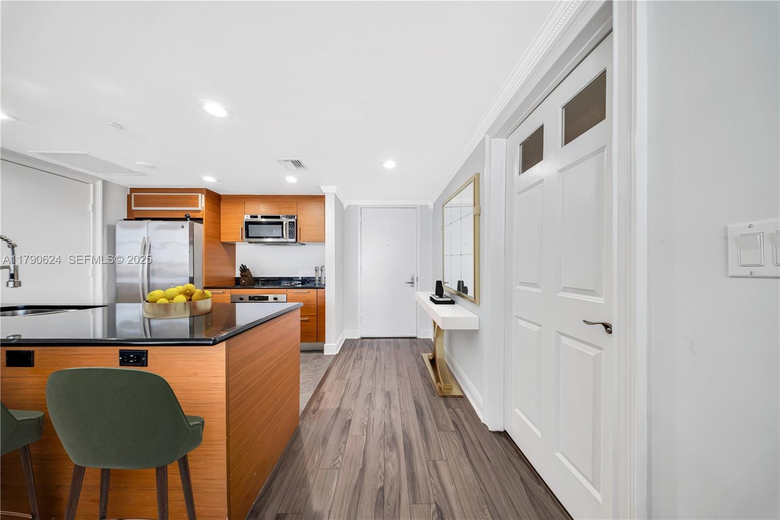 50 Biscayne Boulevard 4004, Miami, FL 33132 photo 6