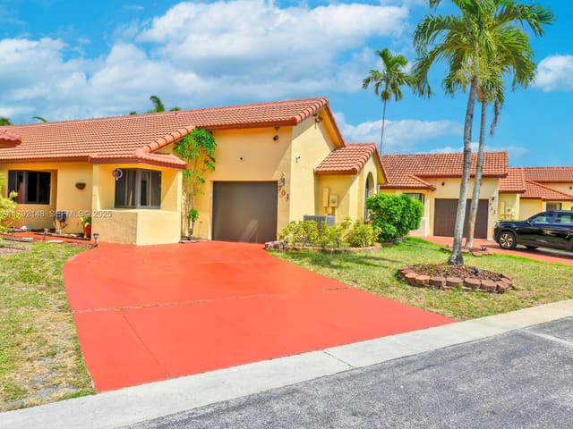 701 SW 113th Avenue, sold in Pasadena Pool Homes, Pembroke Pines, FL