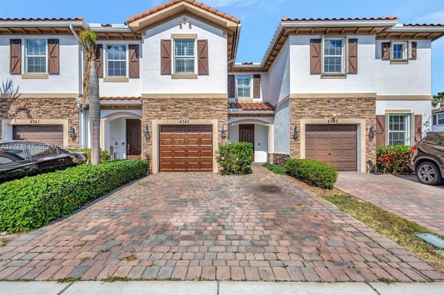 4343 Chalmers Lane, West Palm Beach, FL 33417