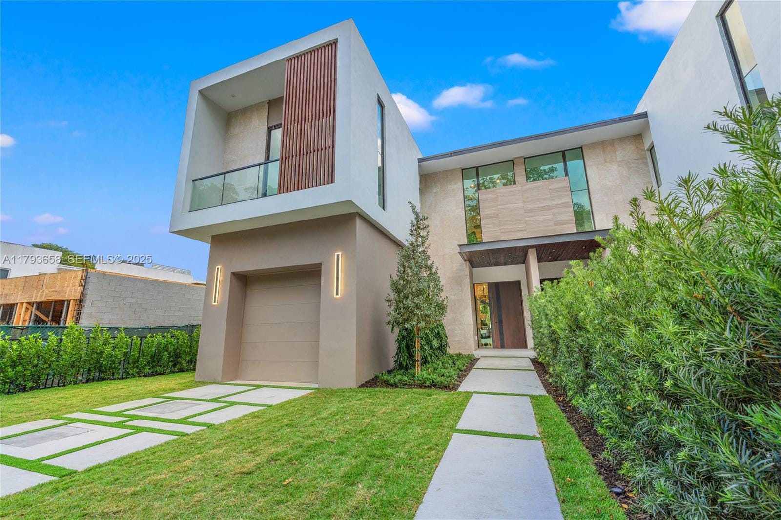 4951 University Drive — photo 6