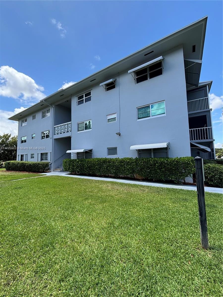 940 Hillcrest Court 112, Hollywood, FL 33021
