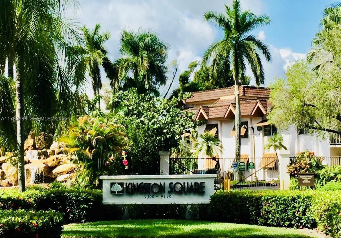 9352 SW 77th Avenue H3, Miami, FL 33156