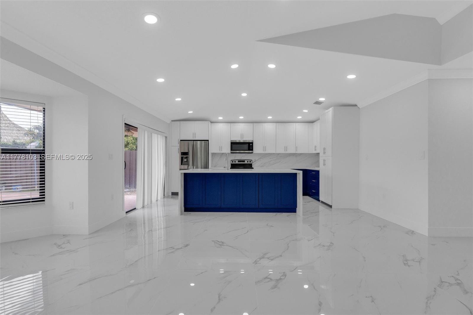 15261 SW 139th Street, Miami, FL 33196 photo 2