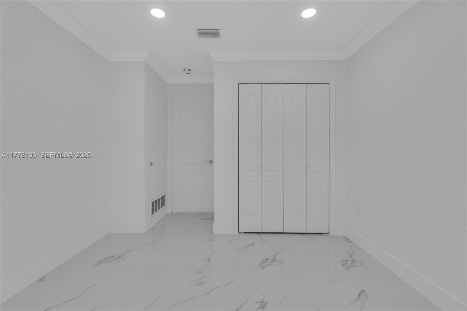 15261 SW 139th Street, Miami, FL 33196 photo 15