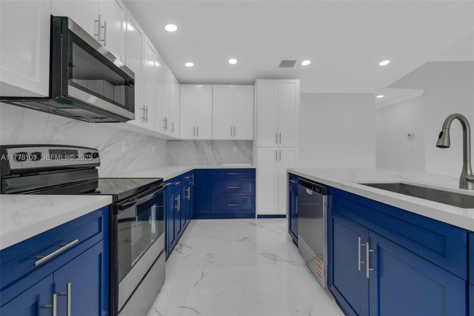 15261 SW 139th Street, Miami, FL 33196 photo 9