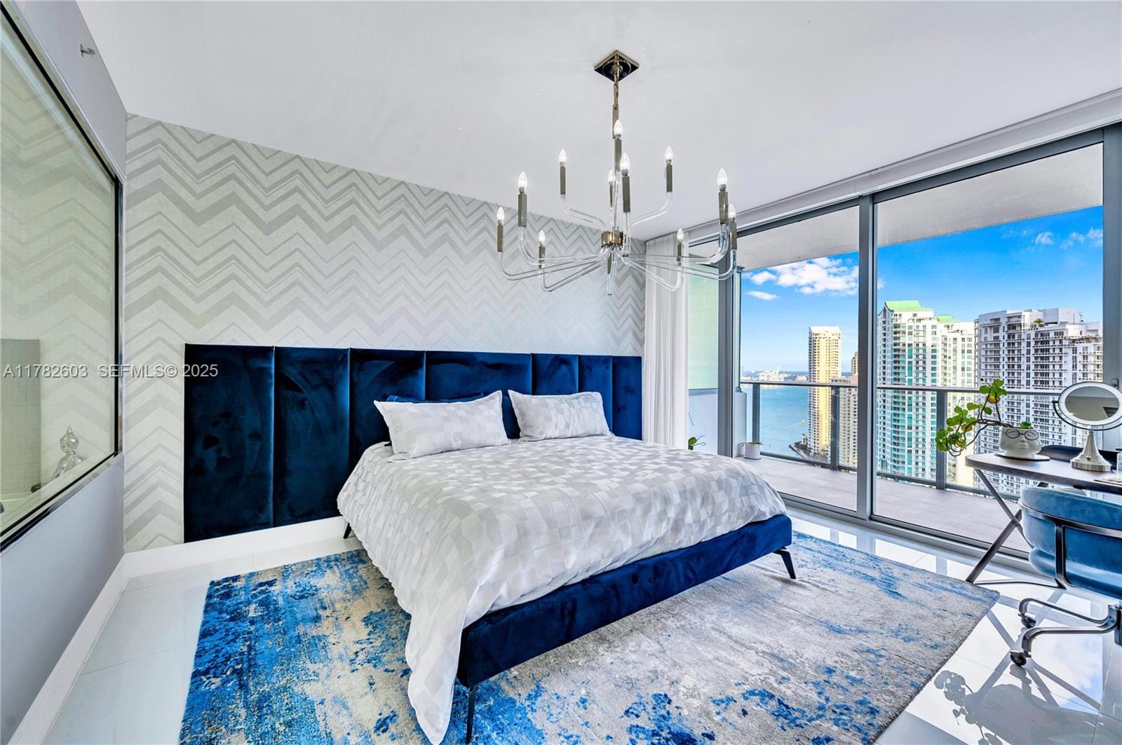 200 Biscayne Boulevard Way 3307, Miami, FL 33131 photo 19