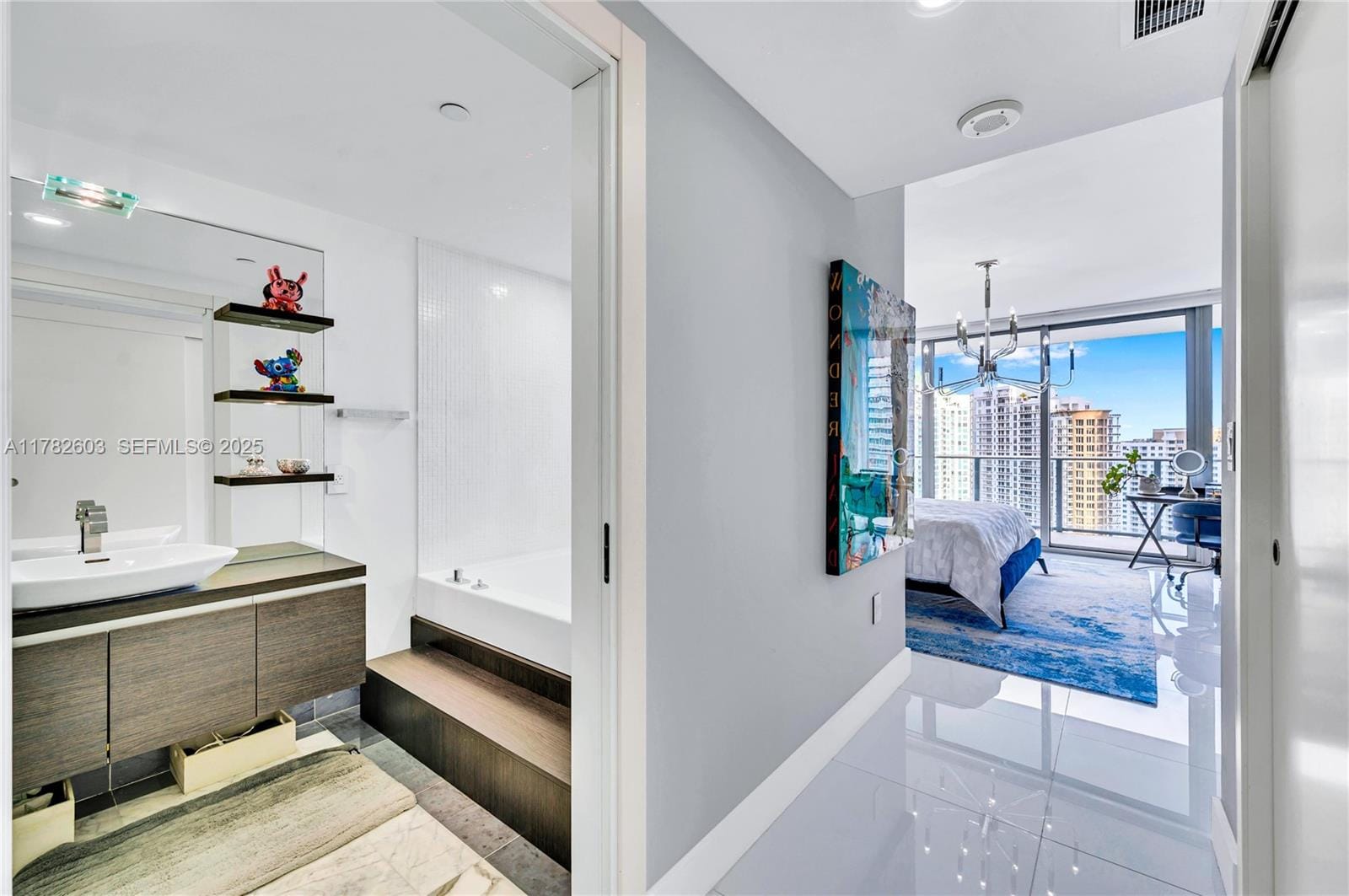 200 Biscayne Boulevard Way 3307, Miami, FL 33131 photo 24