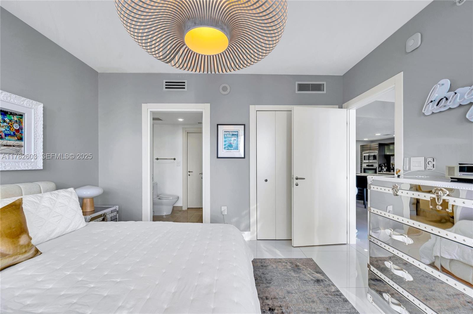 200 Biscayne Boulevard Way 3307, Miami, FL 33131 photo 28