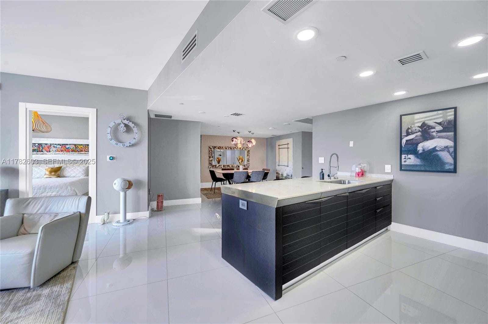 200 Biscayne Boulevard Way 3307, Miami, FL 33131 photo 8