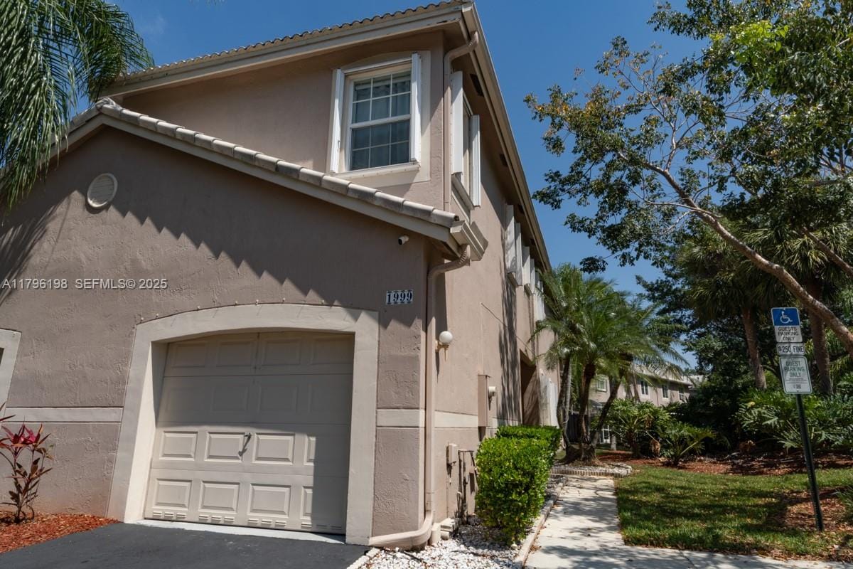 1999 Madeira Drive 1999, Weston, FL 33327 photo 2