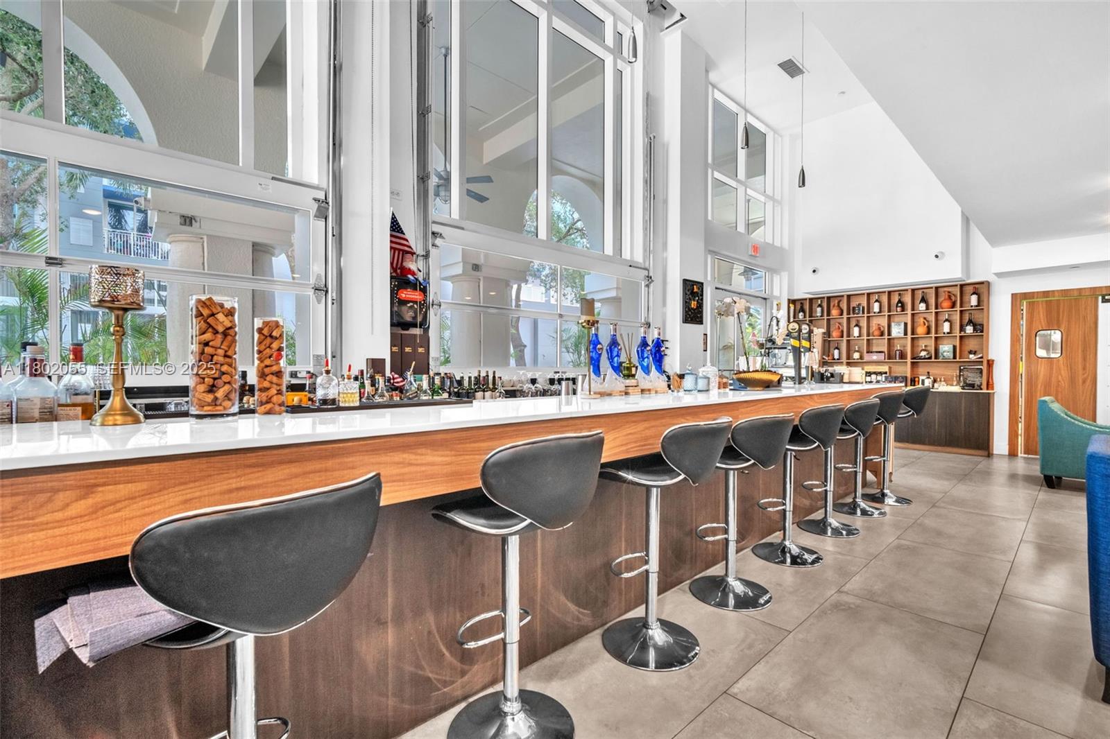 511 SE 5th Avenue (Restaurant) — photo 7