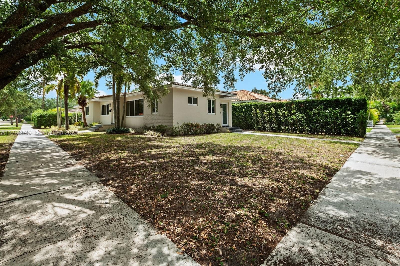 500 Oakwood Drive, Miami Springs, FL 33166 photo 2