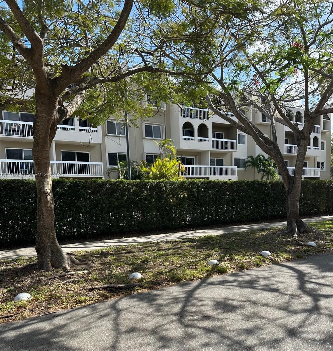 7701 Camino Real A-401, Miami, FL 33143 photo 4