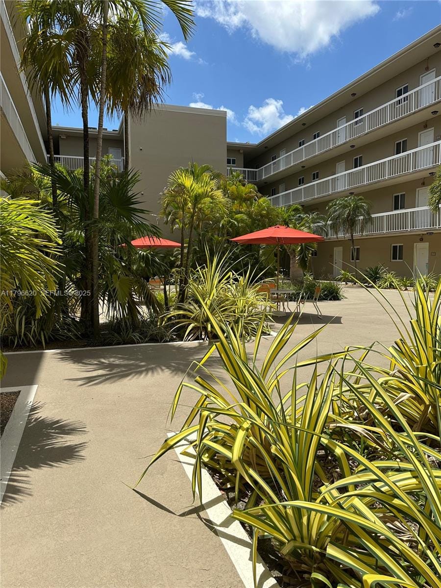 7701 Camino Real A-401, Miami, FL 33143 photo 5