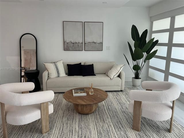 2301 Collins Avenue 628, Miami Beach, FL 33139