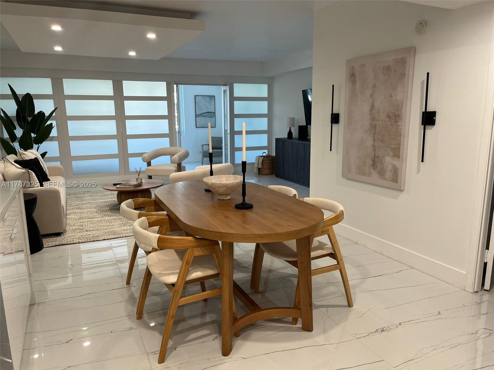 2301 Collins Avenue 628 — photo 4