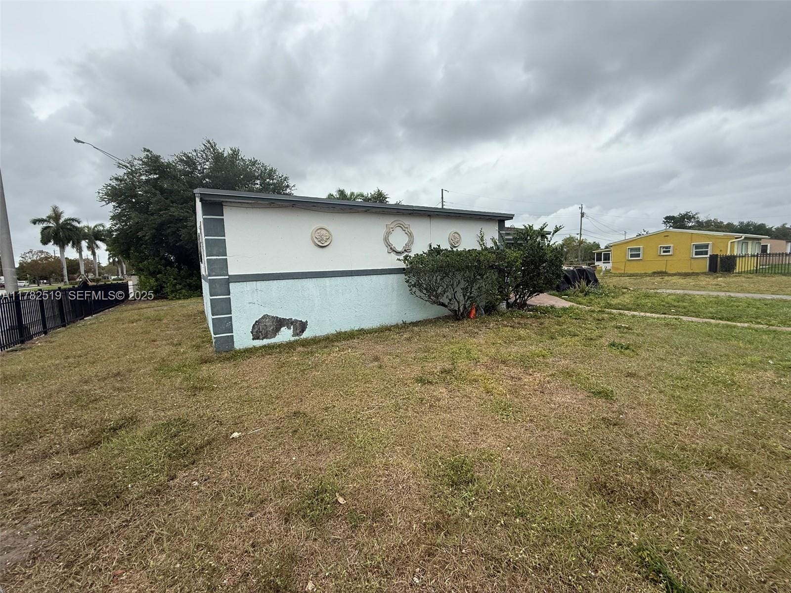 18300 NW 10th Court, Miami Gardens, FL 33169 photo 8