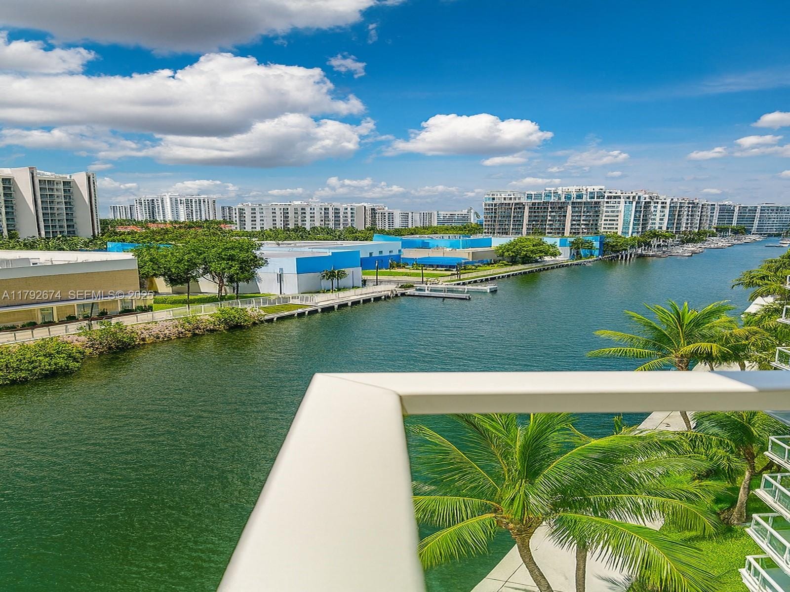3330 NE 190th Street 716, Aventura, FL 33180 photo 2