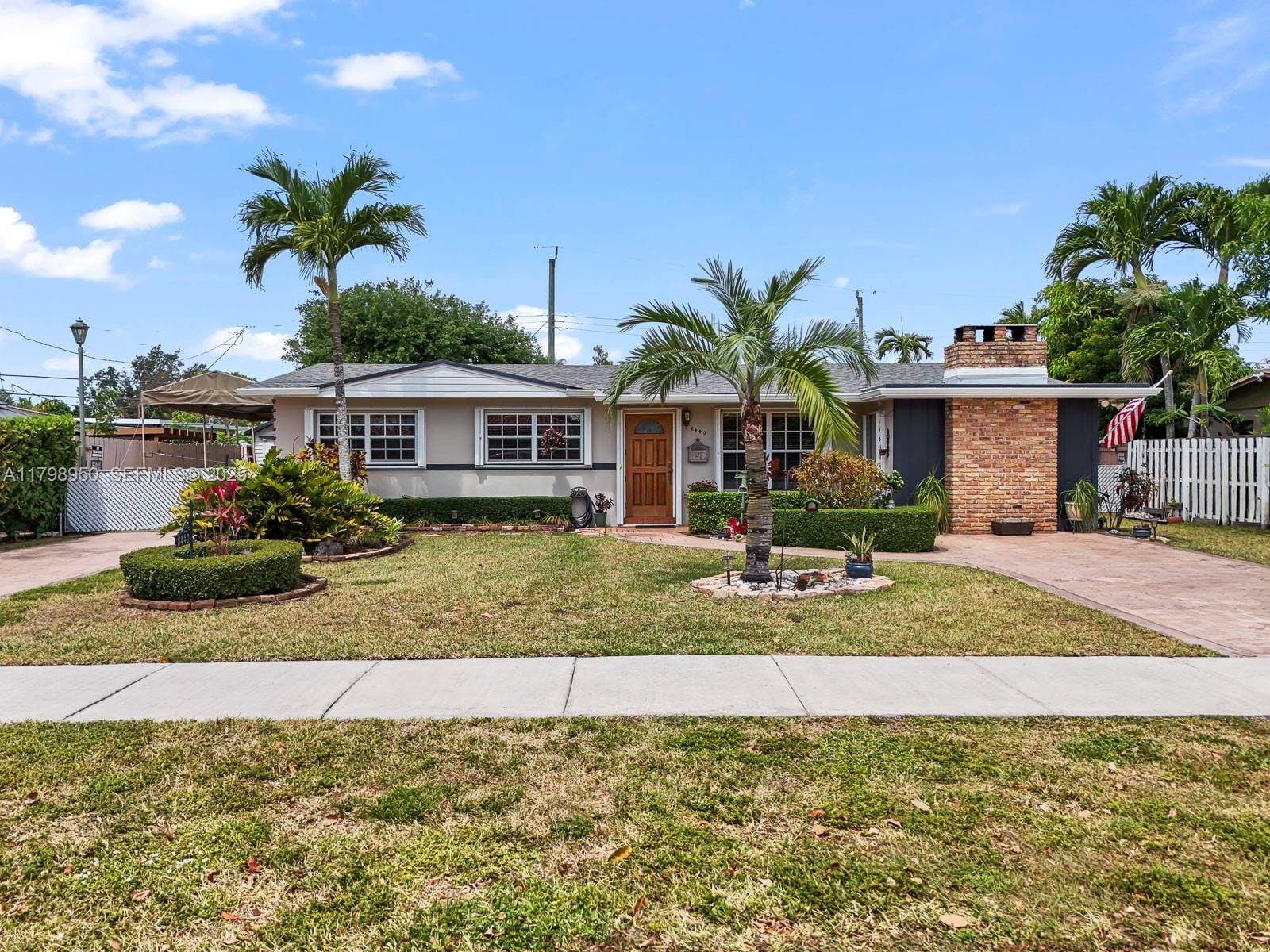 3 bedroom home for sale at 8440 99th, Miami, FL 33173 — $695,000