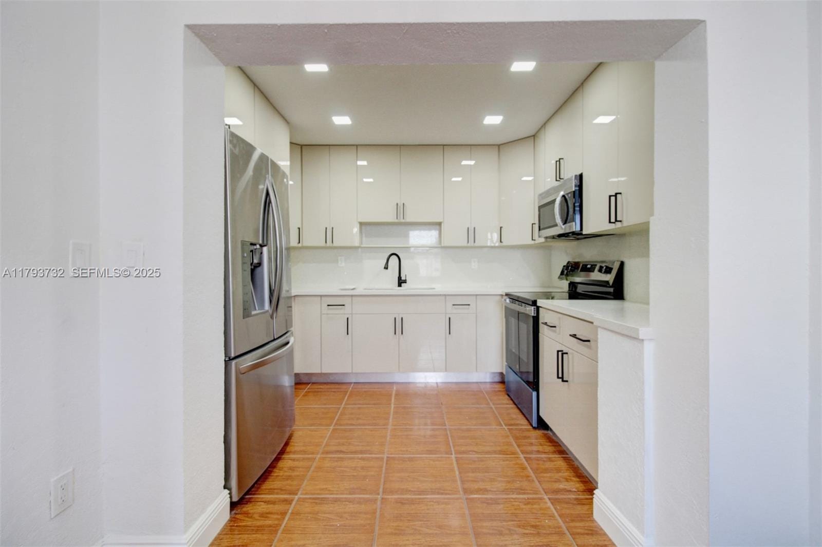 1330 NW 122nd Street, North Miami, FL 33167 photo 7