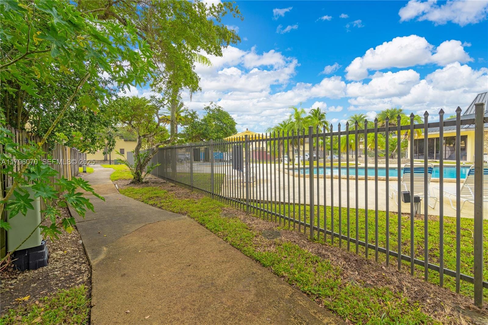 8425 SW 137th Avenue 8425, Miami, FL 33183 photo 28