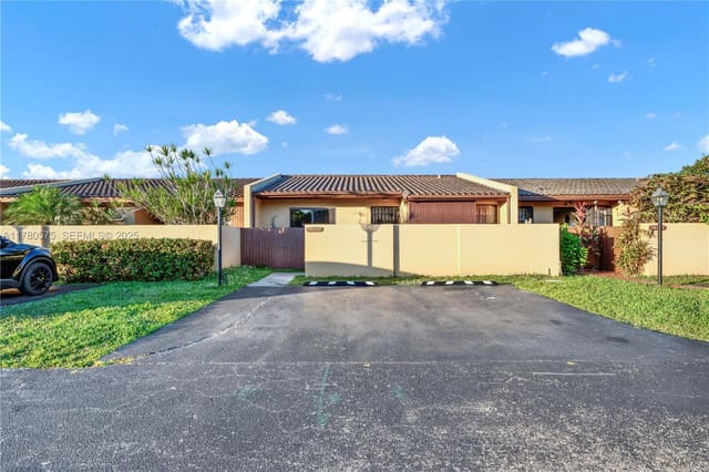 14723 SW 86th Lane, Miami, FL 33193