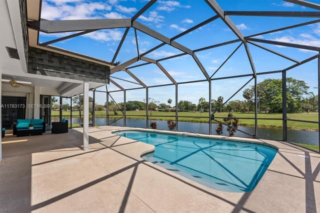 5721 Bayberry Lane, sold in Woodlands Sec Five, Tamarac, FL