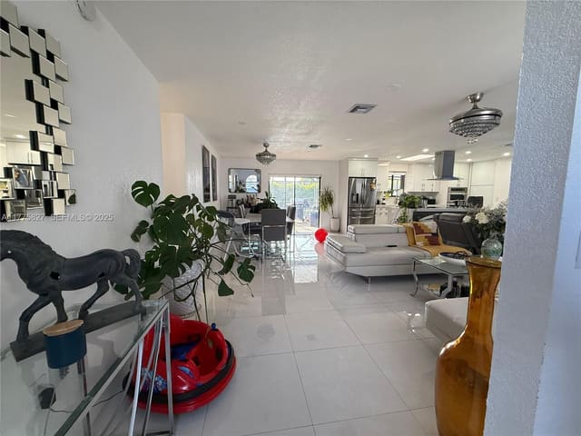 28102 SW 158th Court, Homestead, FL 33033