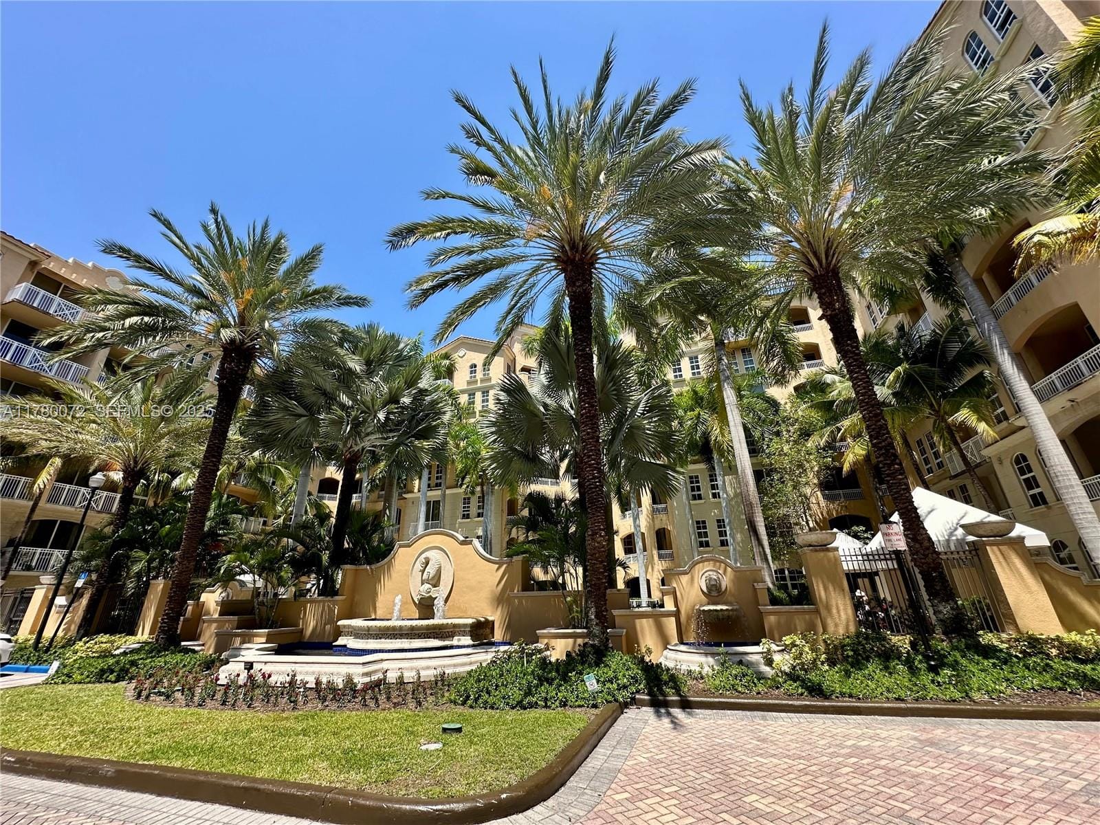 3001 NE 185th Street 336, Aventura, FL 33180 photo 30