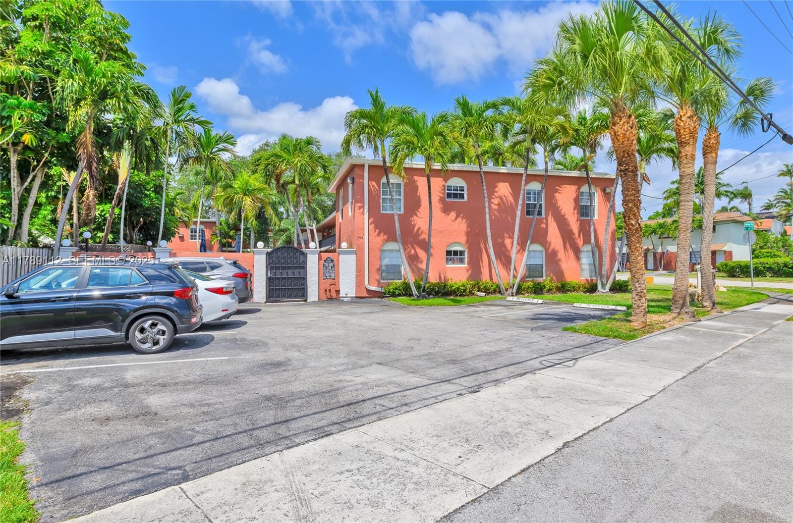 1405 Miami Road 5 — photo 3