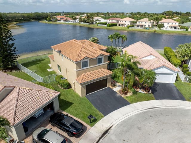 4242 Magnolia Ridge Drive, sold in The Ridges, Weston, FL