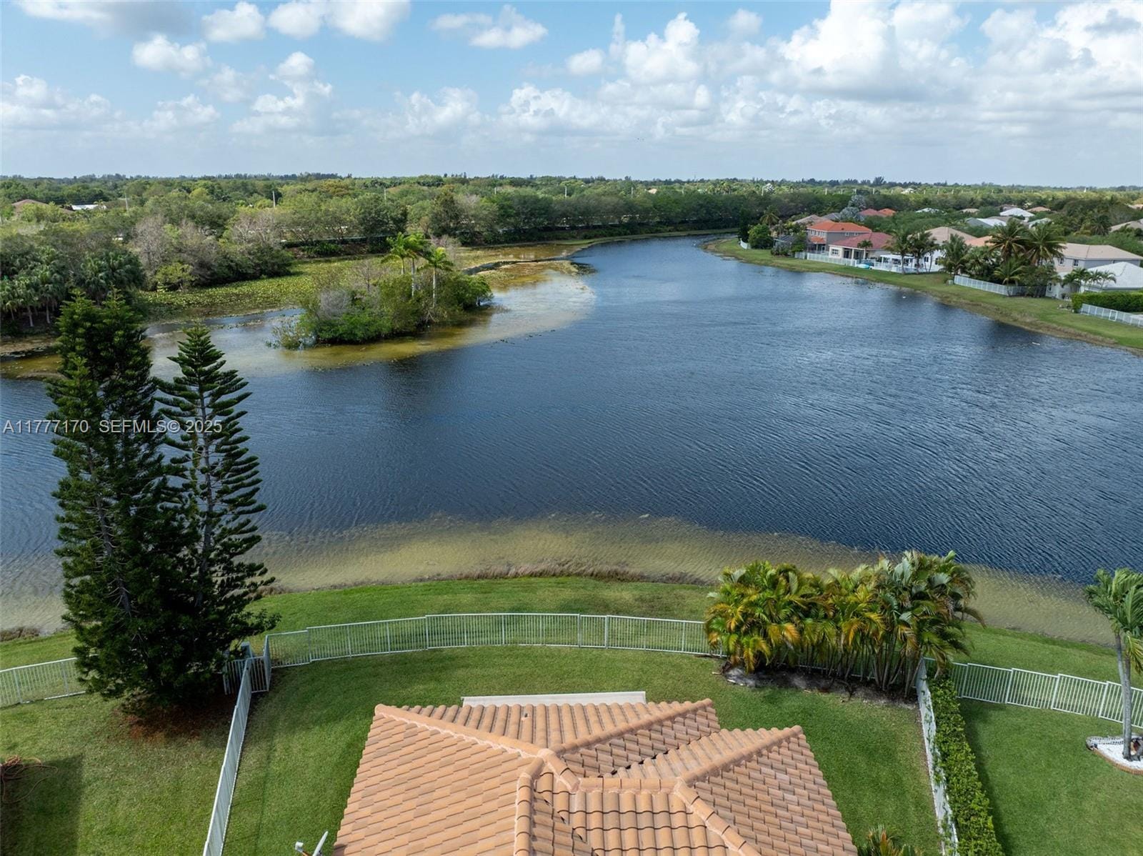 4242 Magnolia Ridge Drive, Weston, FL 33331 photo 3