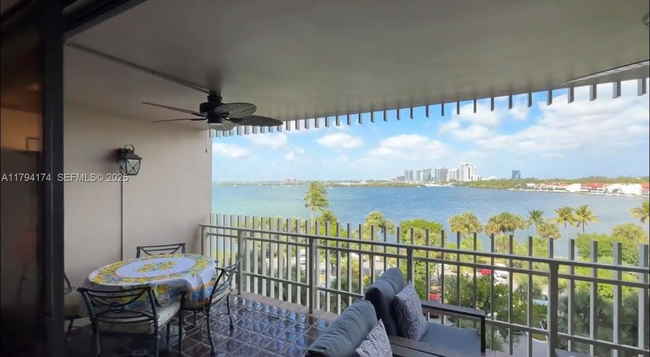 1 Grove Isle Drive A504, Miami, FL 33133 photo 18