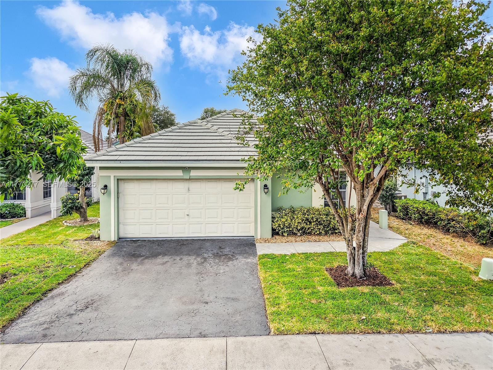 2719 Arrowwood Court, Davie, FL 33328
