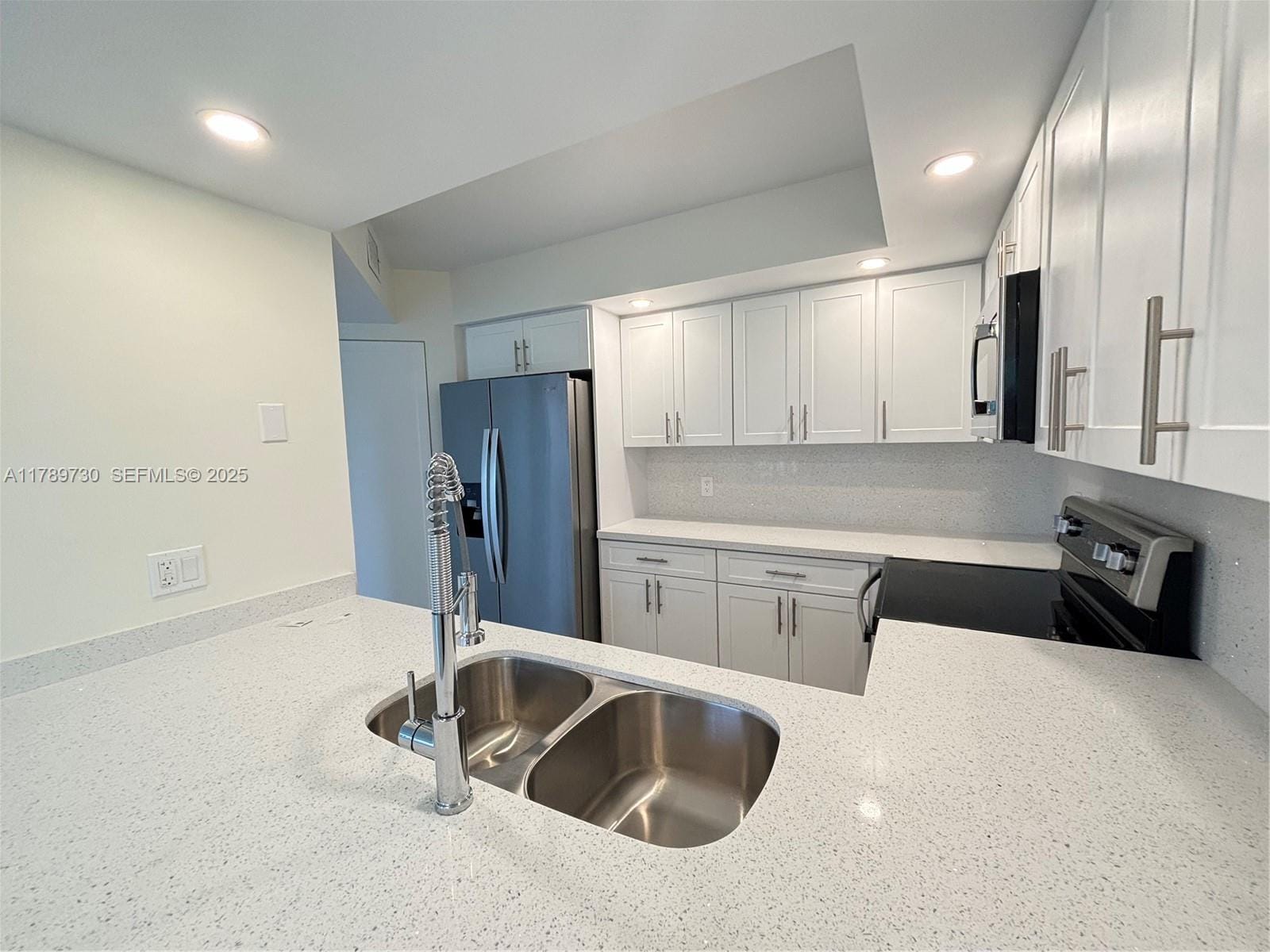100 SW 130th Terrace 303C, Pembroke Pines, FL 33027 photo 6