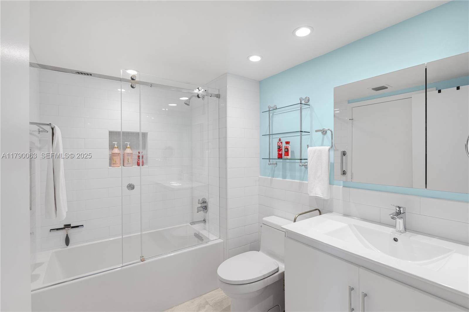 650 West Avenue 2102, Miami Beach, FL 33139 photo 14