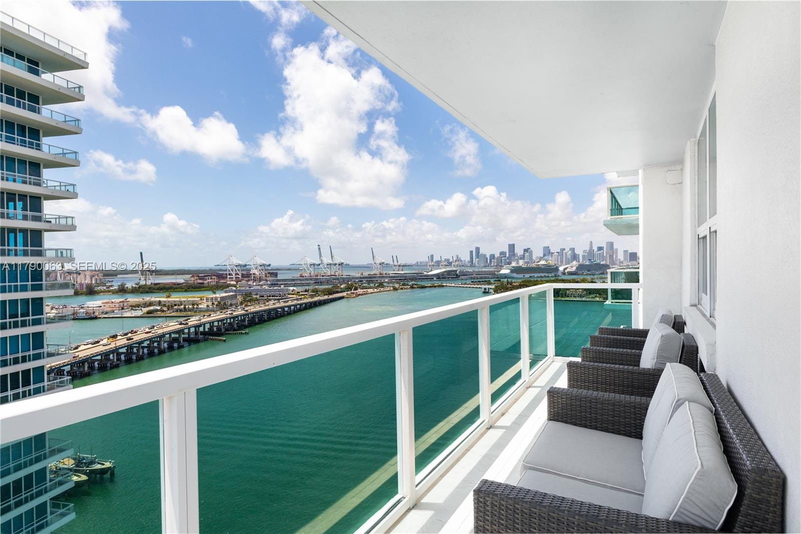650 West Avenue 2102, Miami Beach, FL 33139 photo 3