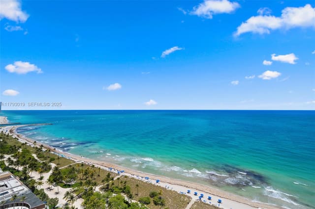 9999 Collins Avenue PH3D, sold in Bal Harbour Tower Condo, Bal Harbour, FL
