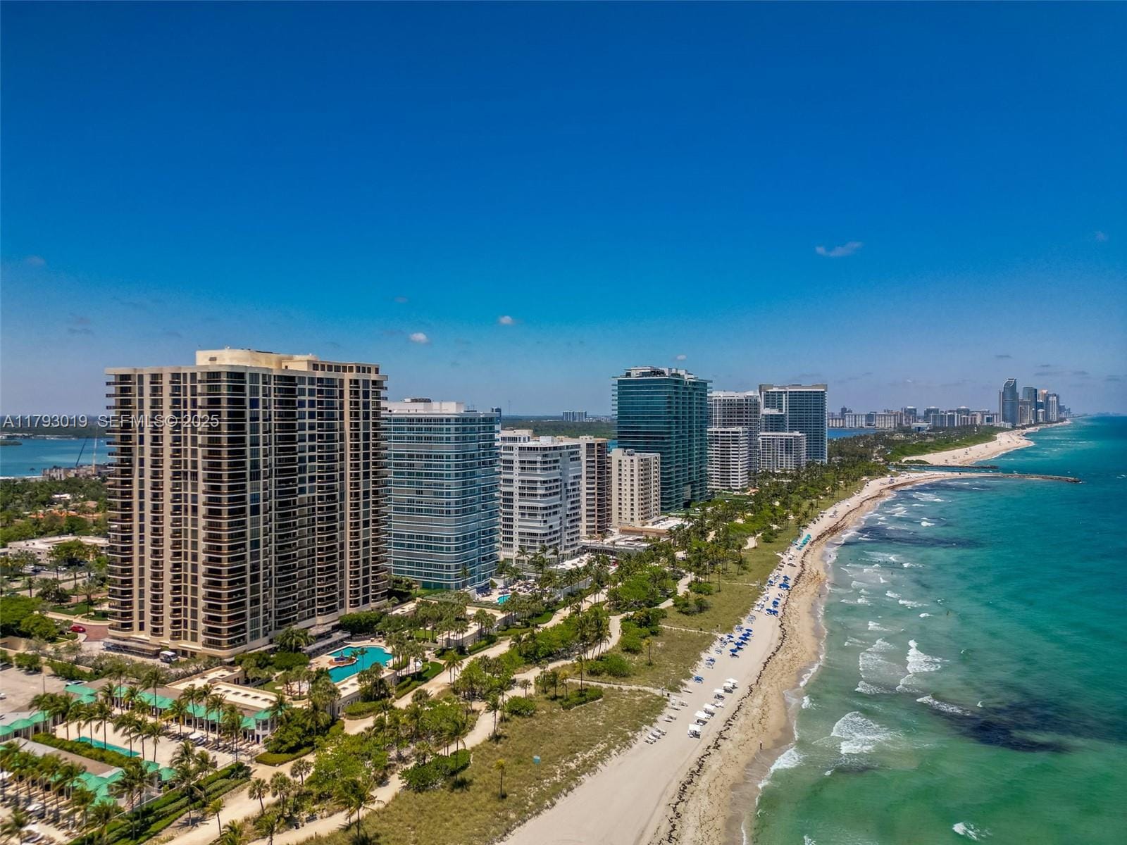 9999 Collins Avenue PH3D — photo 2